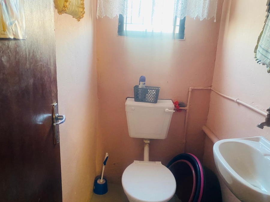 2 Bedroom Property for Sale in Zamdela Free State
